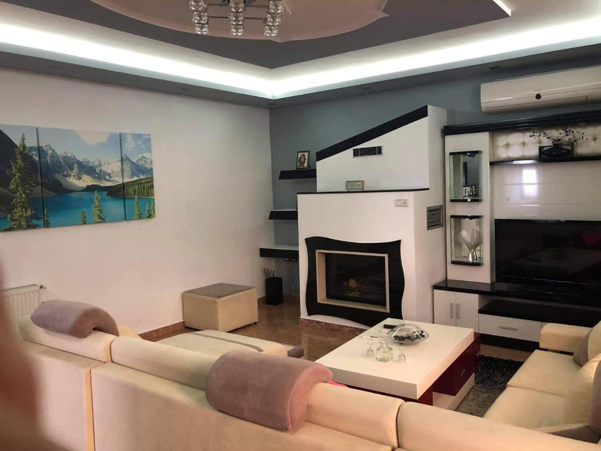 The Olive View Apartment By Ceni, Elbasan Exterior foto